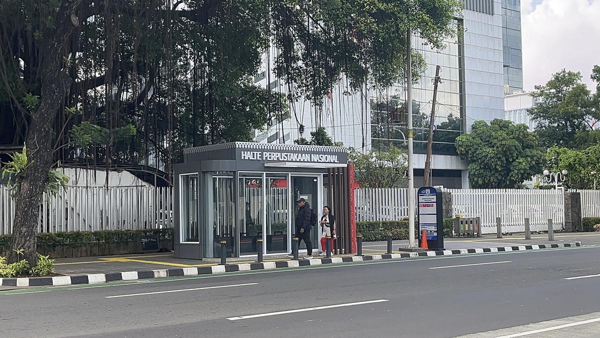 Halte Perpustakaan Nasional Direvitalisasi, Kini Ber-AC