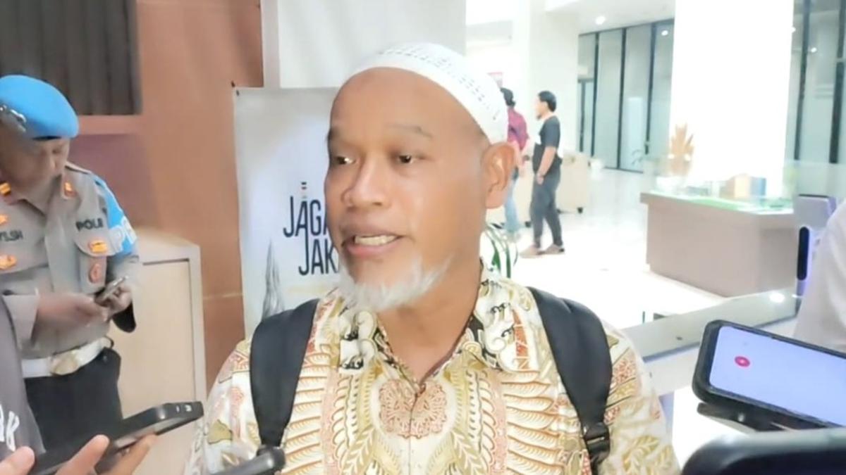 Bahar bin Smith Penuhi Panggilan Polisi sebagai Tersangka Penganiayaan