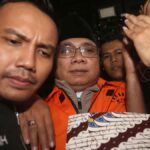 Istri Noel Bawa Sayur Ketupat Saat Berkunjung ke KPK di Hari Raya