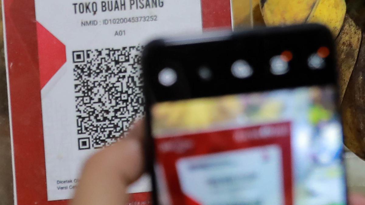 Pasar Tradisional Jakarta Didorong Gunakan QRIS untuk Keamanan